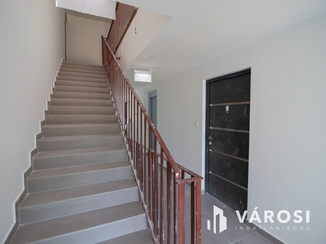 Kulcsrakész lakás Péterhegyen I-F-3