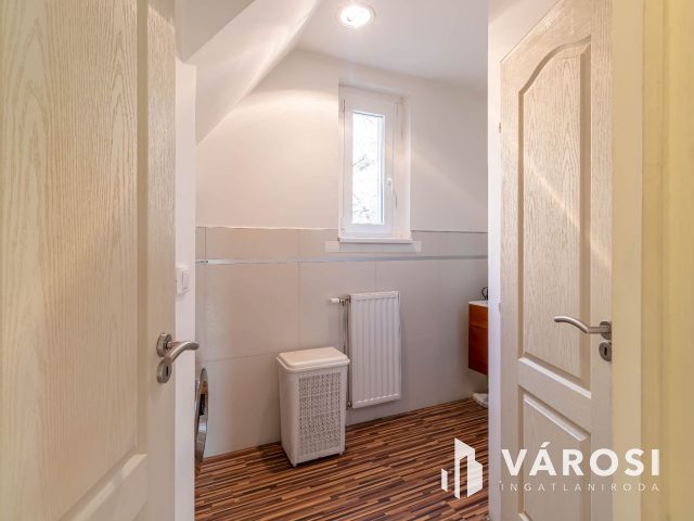 Polgári jellegű magánház Szeged belvárosában