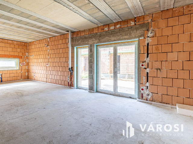 Modern új otthon Keszthelyen - b