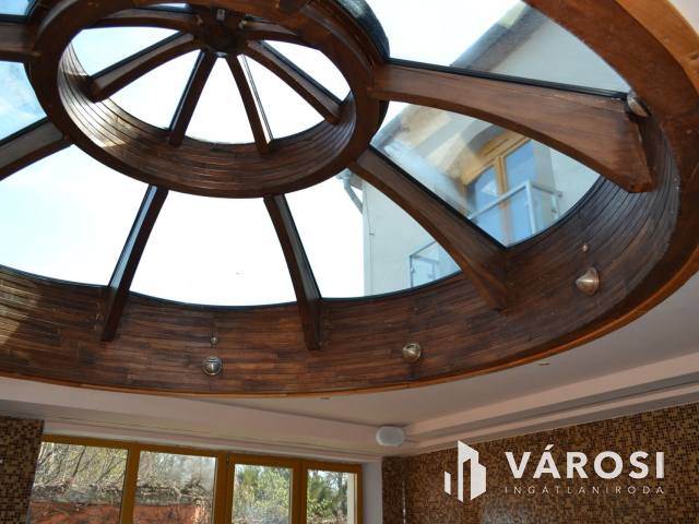 Balatonnál, étterem, hotel, wellness és rendezvényközpont !