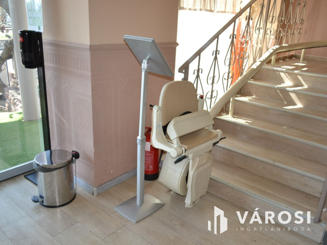 Balatonnál, étterem, hotel, wellness és rendezvényközpont !