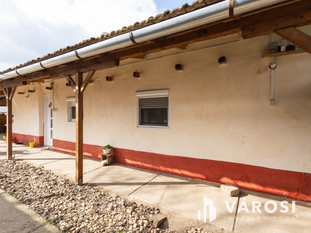 Gazdálkodni szeretne? Mutatok egy tanyát!