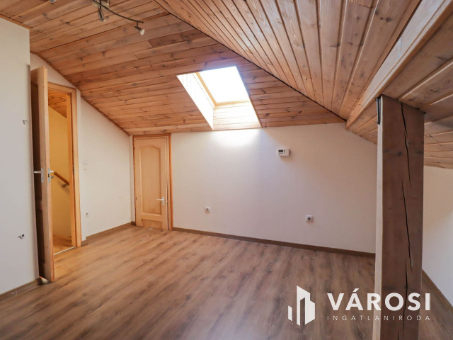 Panorámás kilátás - Családi ház eladó Győrújbaráton