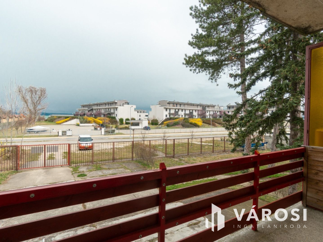 Panorámás nyaraló eladó Siófokon az Aranyparton