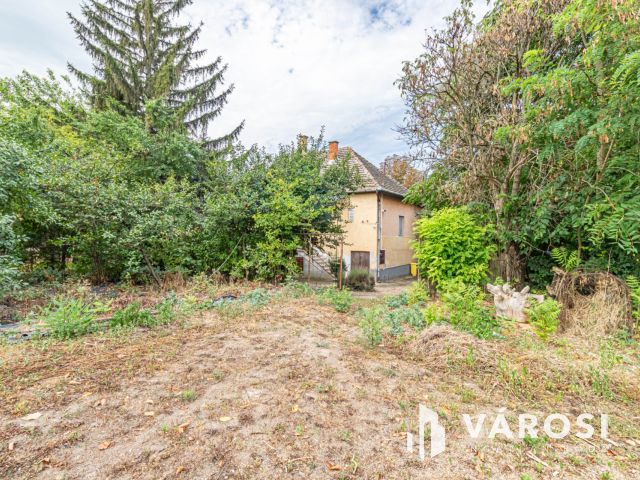 Eladó ház Szőreg egyik legmagasabb pontján!