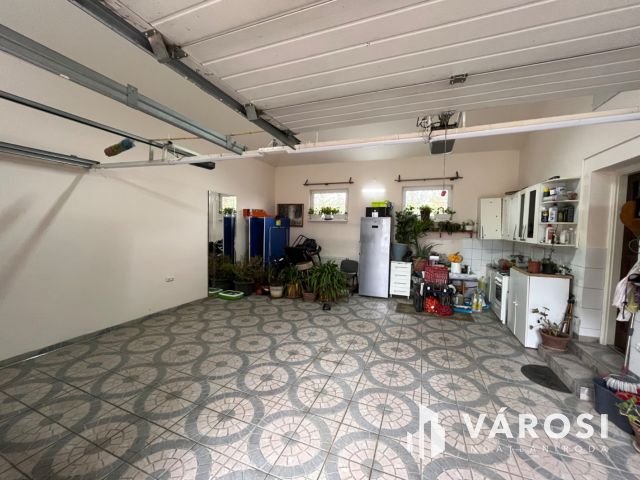 Debrecen Csendes Madárdalos Részén Szép Családi Otthon