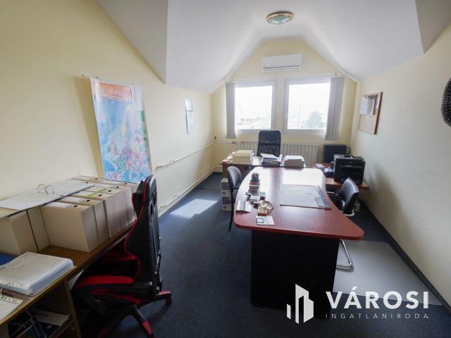 Sokoldalú ipari ingatlan Vértesszőlősön!