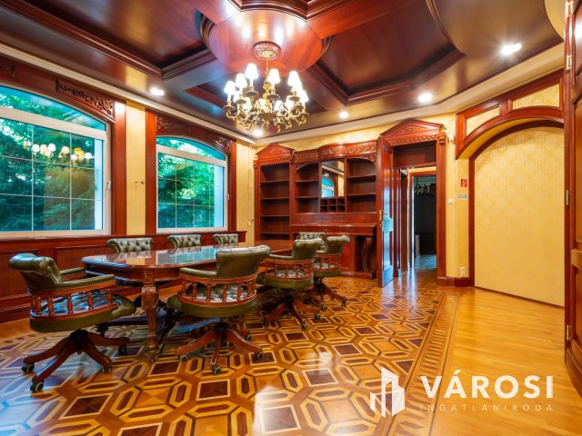 Exkluzív Villa a Rózsadombon