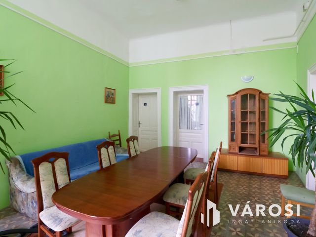 Patinás szállásépület Battonyán