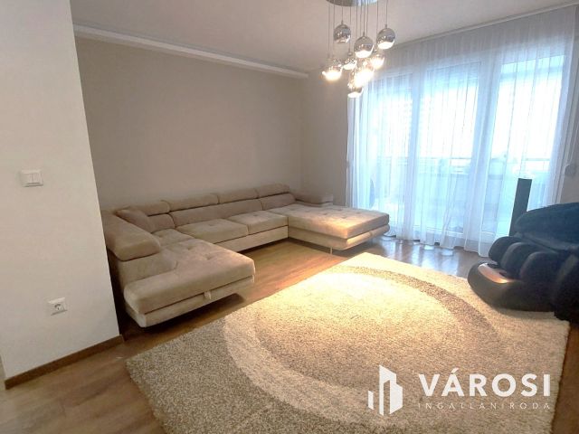 Szuper jó áron, szuper jó lakás eladó!