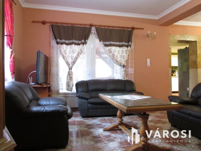 Két generációs otthon