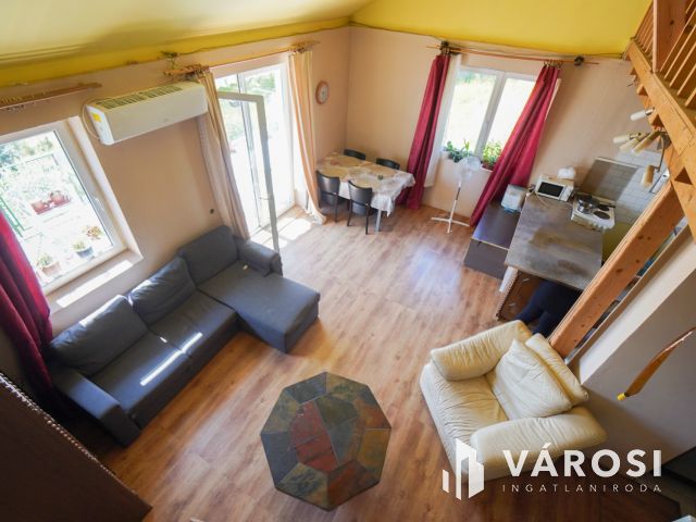 Szentendrén panorámás kilátással!