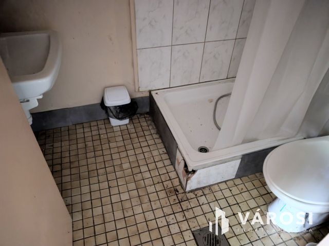 Nyaralókomplexum Szarvason-Kivételes Lehetőség a Vízparton!