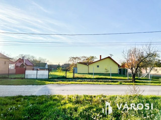 Három telek egyben– ritka befektetői lehetőség!