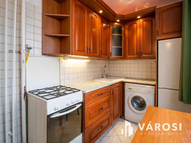 Belvárosi, jó helyen levő nagy lakás