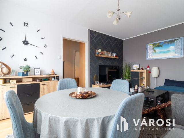 Eladó 2+1 félszobás lakás Óbudán