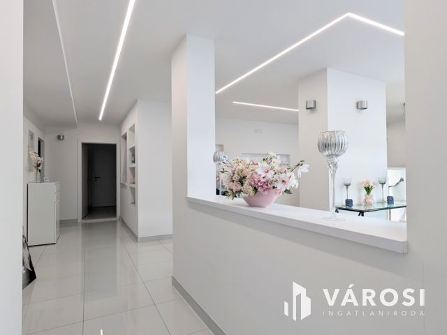 Abszolút belvárosi szépségszalon-üzlethelyiség