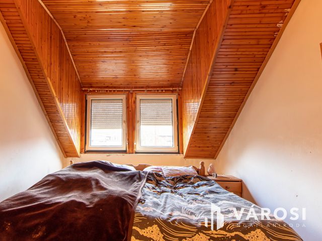 Nagycsaládosok álma – Sárisápi családi otthon 4 hálószobával