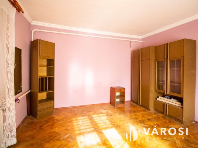 Nagy ház, jó elrendezés Kétsopronyban