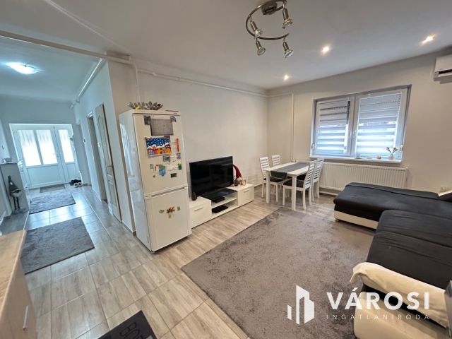 Eladó, felújított családi ház Hajdúsámsonban!!