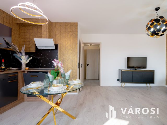 Nagy erkélyes, okosotthon a 13. kerületben