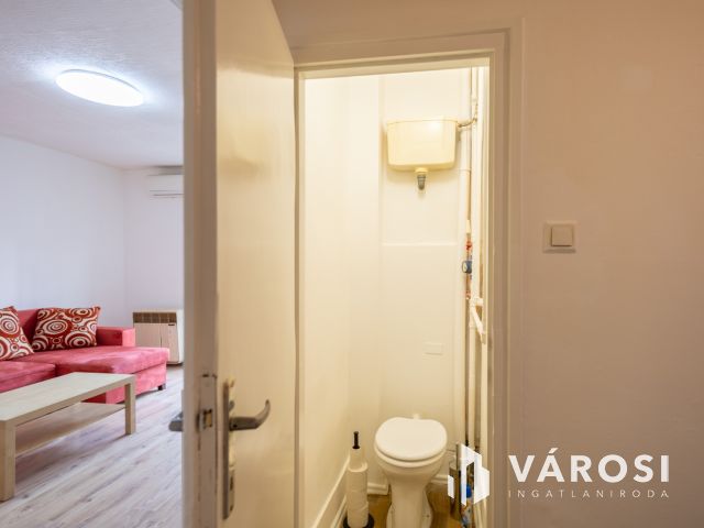 Belvárosi garzon eladó a Mérey utcában