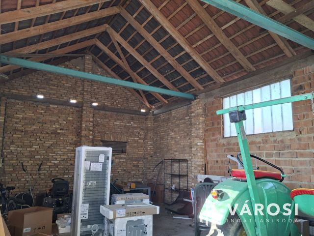 Rezsi évente 90 ezer? Ez a ház tudja!