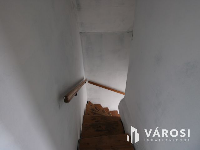 Panorámás kisház Felsőörs Kishegyen