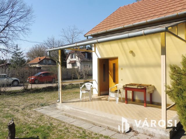 Jó minőségű "Őszibarack" jó áron eladó!