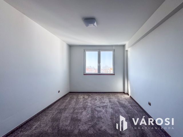 Gyönyörű belvárosi lakás a szökőkútnál