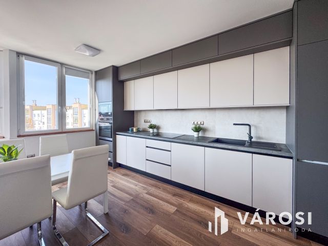 Gyönyörű belvárosi lakás a szökőkútnál