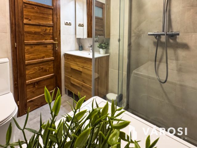 Gyönyörű belvárosi lakás a szökőkútnál