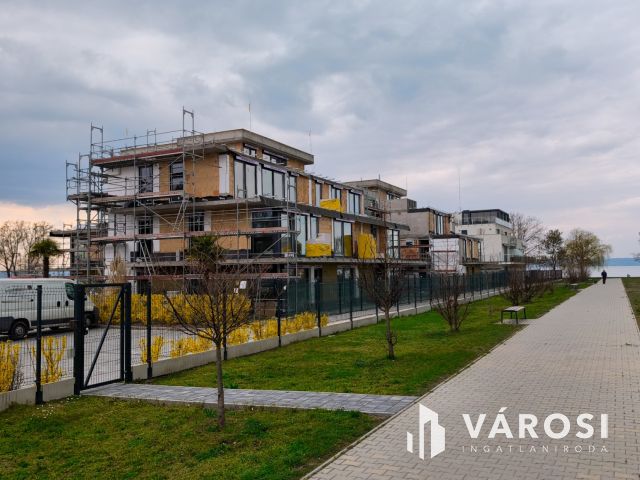 Balatoni örökpanoráma otthonából