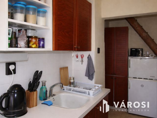 Alsóörsi retro nyaraló eladó