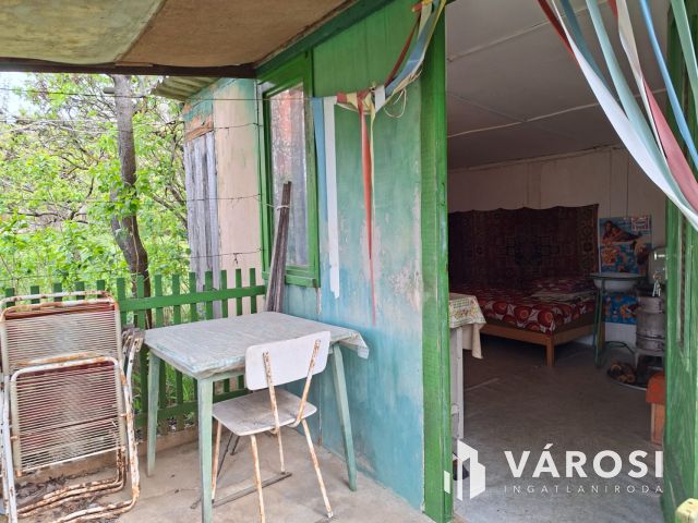 Jó telek, jó helyen. Most kell lépni!