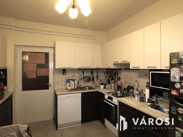 Családi ház zöldövezetben