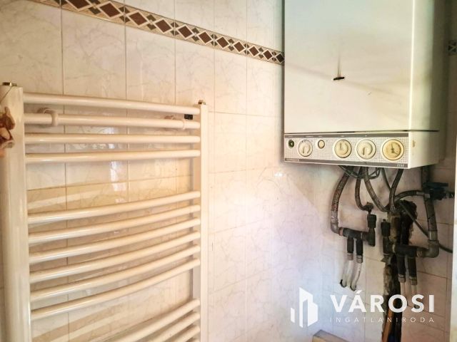 Erkélyes lakás 126m2-en, családi ház életérzéssel